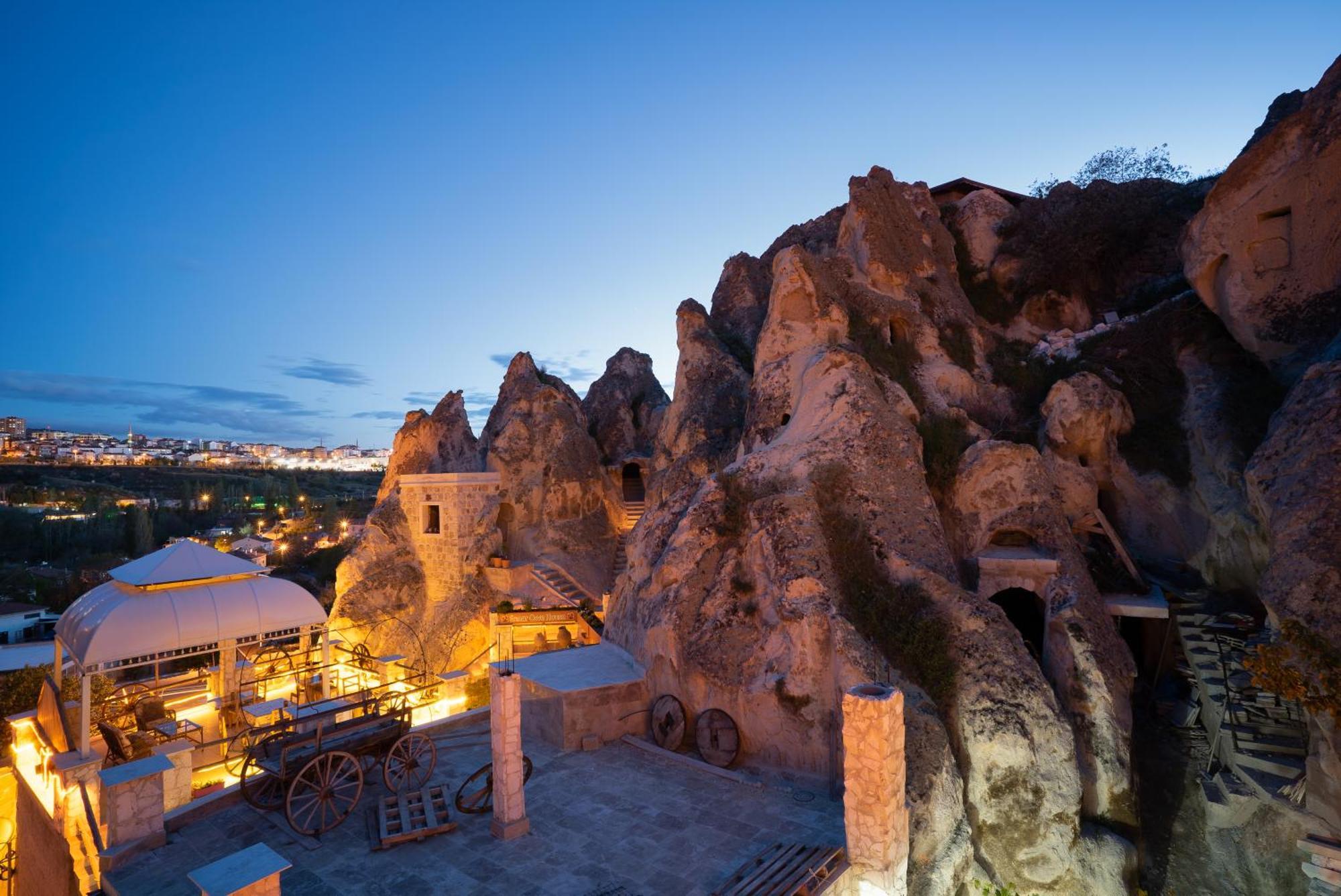 Cappadocia Inans Cave & Swimming Pool Hot Hotel Невшехир Екстериор снимка